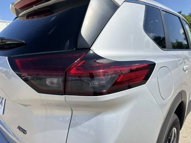 Used 2025 Silver Nissan SV image 20