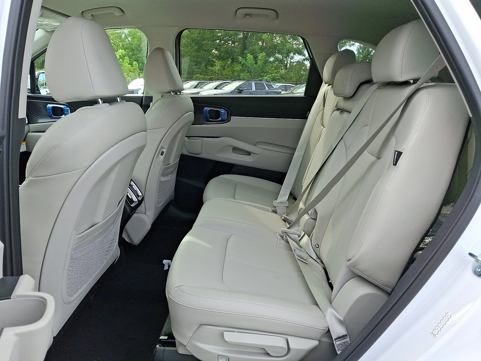 New 2026 White Kia EX image 11
