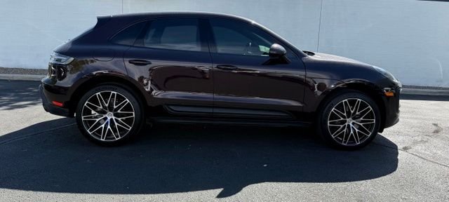 Used 2023 Brown Porsche  image 8