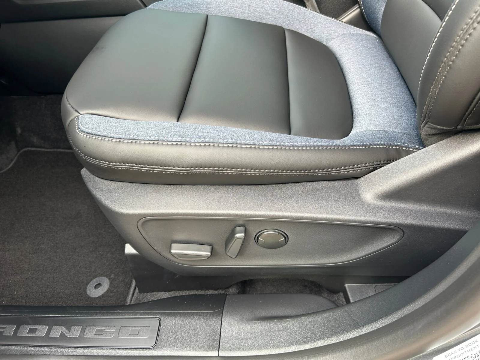 New 2026 Carbonized Grey Metallic Ford Outer Banks image 14