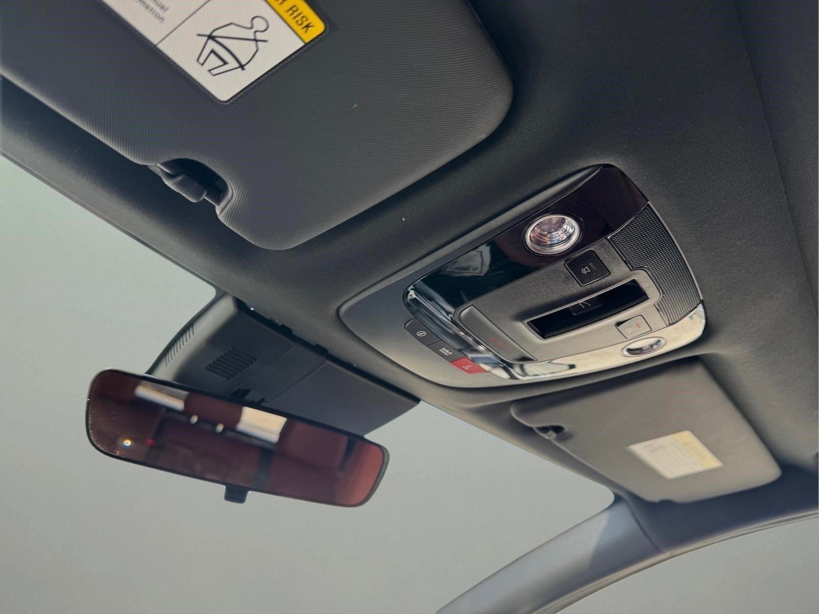 Used 2023 Wolf Gray Kia SX-Prestige image 26