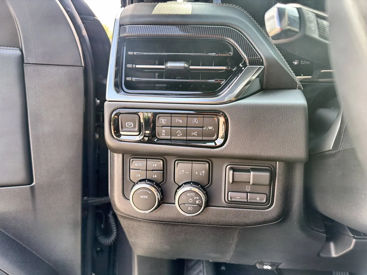 New 2026 Titanium Rush Metallic GMC Elevation image 15