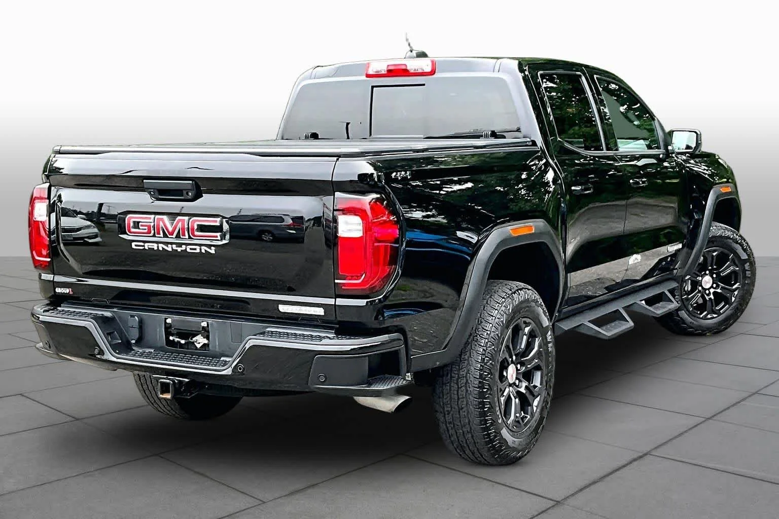 Used 2024 Onyx Black GMC 4WD Elevation image 13