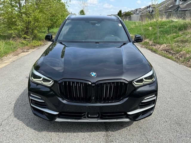 Used 2019 Black Sapphire Metallic BMW xDrive40i image 3