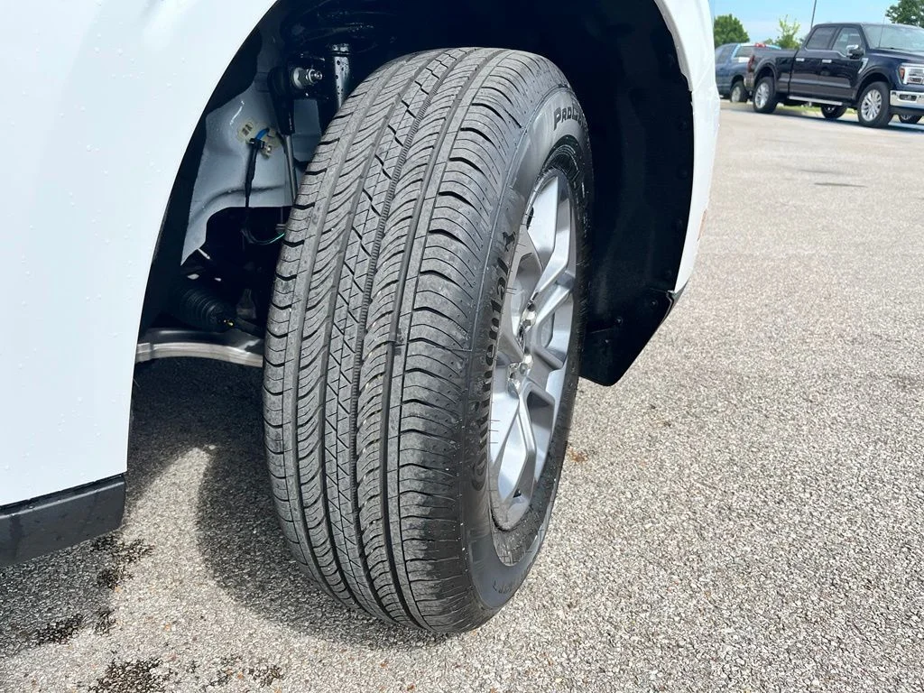 New 2026 White Ford XLT image 6