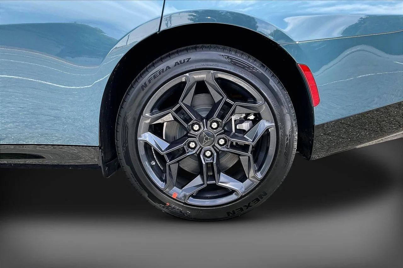 New 2026 Pitch Black Dodge R/T Plus image 32