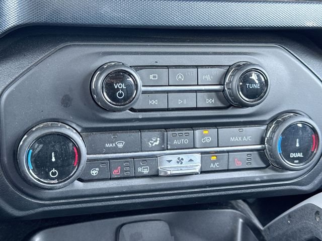 Used 2022 Black Ford Outer Banks image 19