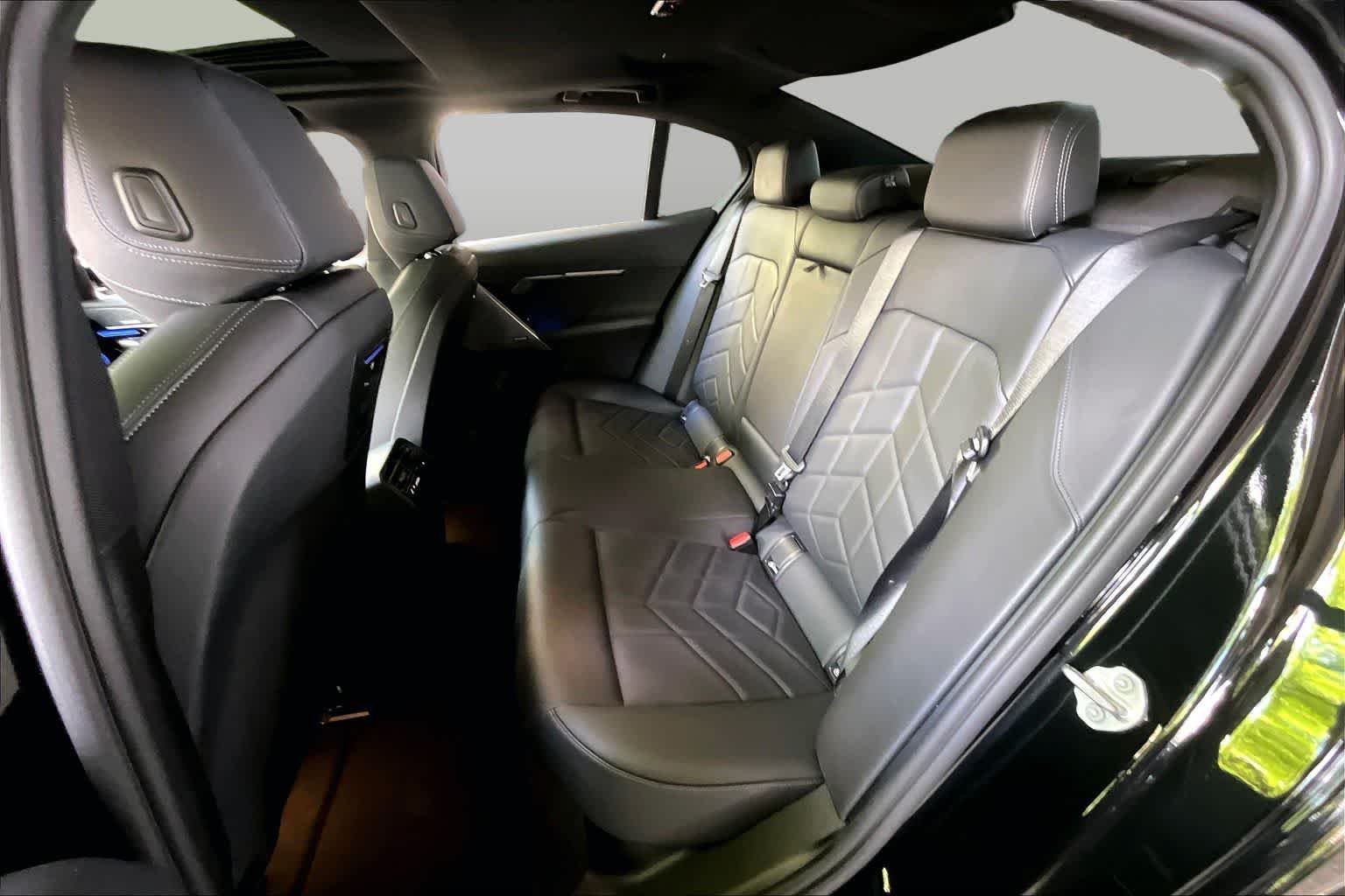 Used 2025 Black Sapphire Metallic BMW 530i image 19