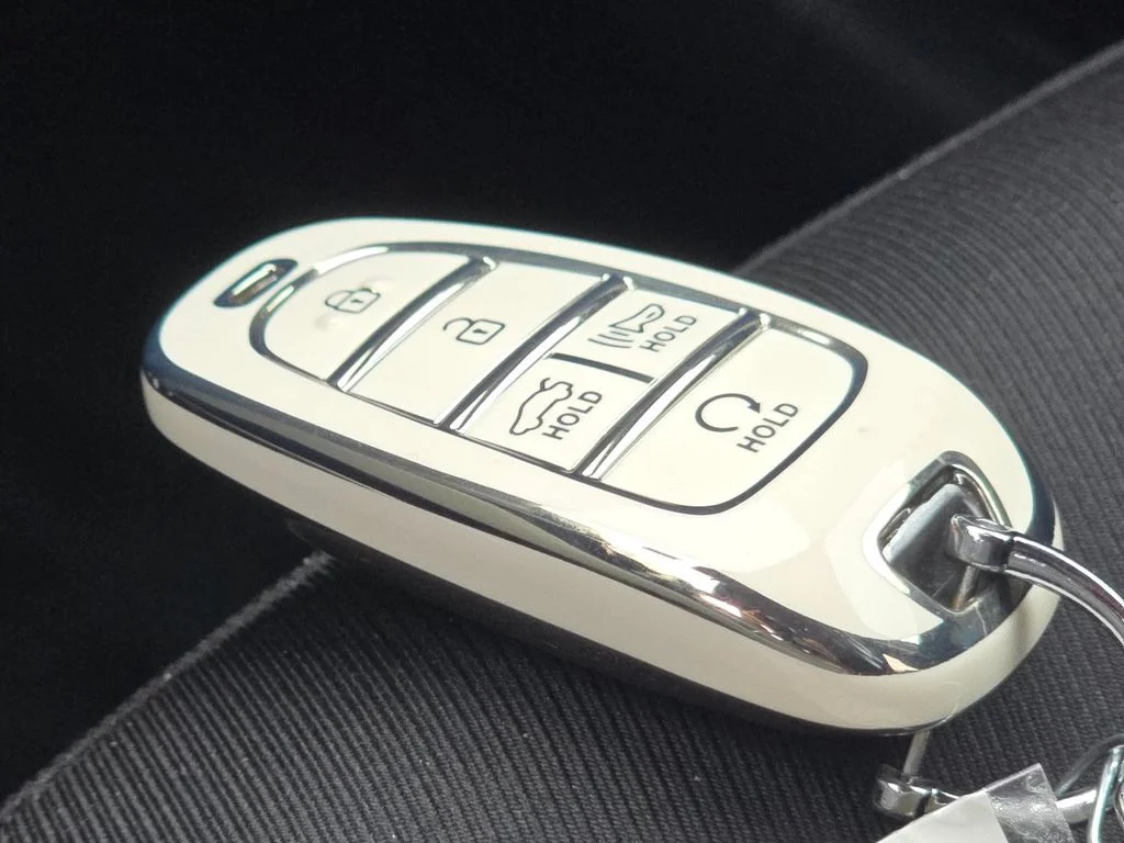 Used 2024 Gray Hyundai Blue image 36