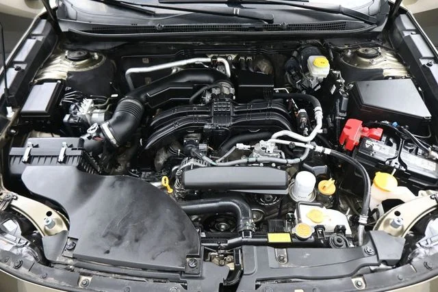 Used 2025 Green Subaru Premium image 29