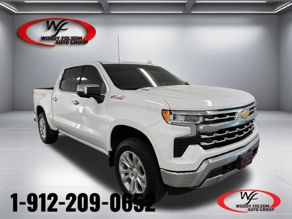 Used 2025 Summit White Chevrolet LTZ image 1