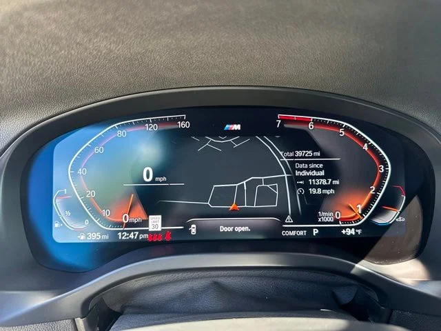 Used 2022 Gray BMW sDrive30i image 4