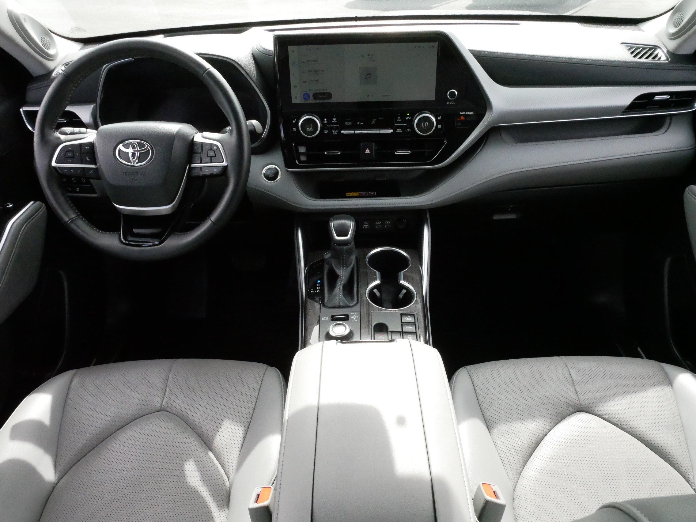 Certified Used 2025 Magnetic Gray Metallic Toyota Platinum image 10