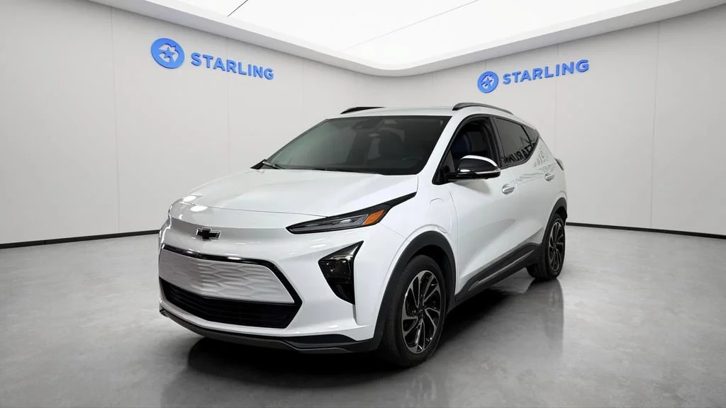 Used 2023 Chevrolet Bolt EUV Premier with VIN 1G1FZ6S06P4112135 for sale in Orlando, FL