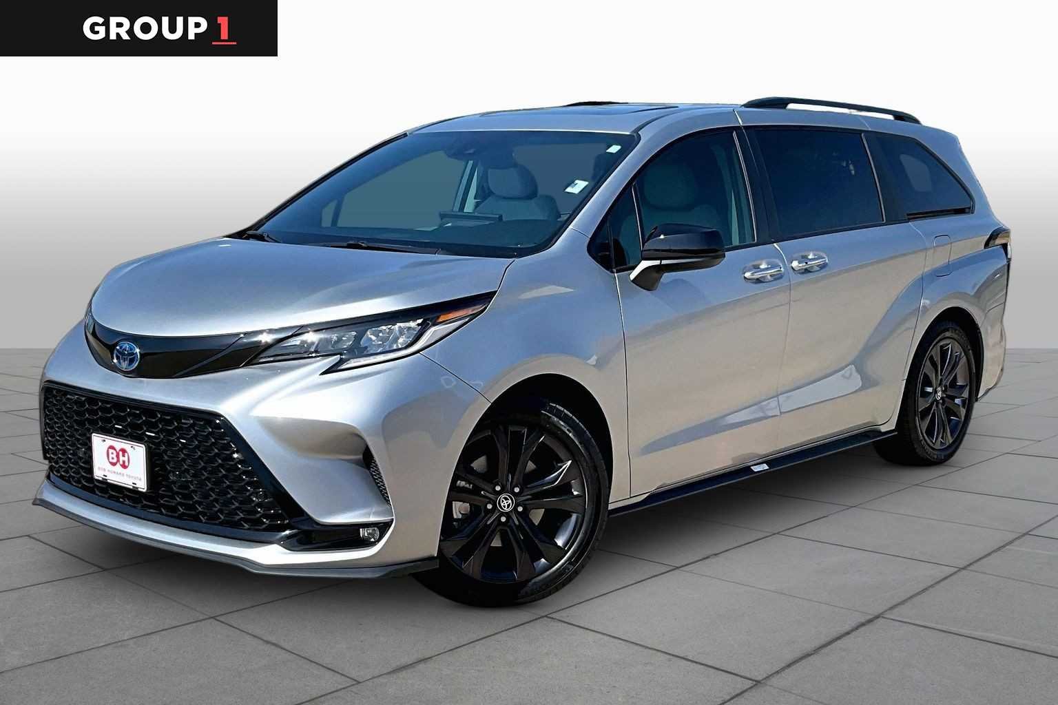 2025 Toyota Sienna XSE