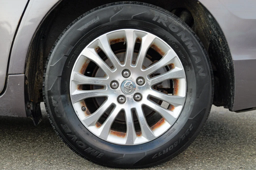 Used 2011 Predawn Gray Mica Toyota XLE image 12