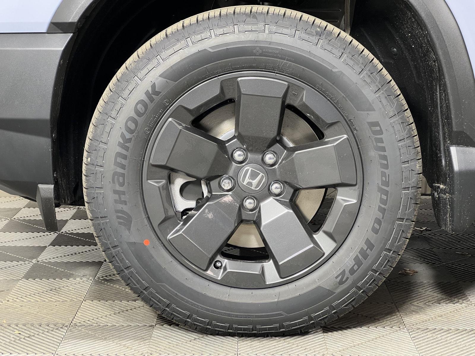 New 2026 Sonic Gray Pearl Honda RTL image 7