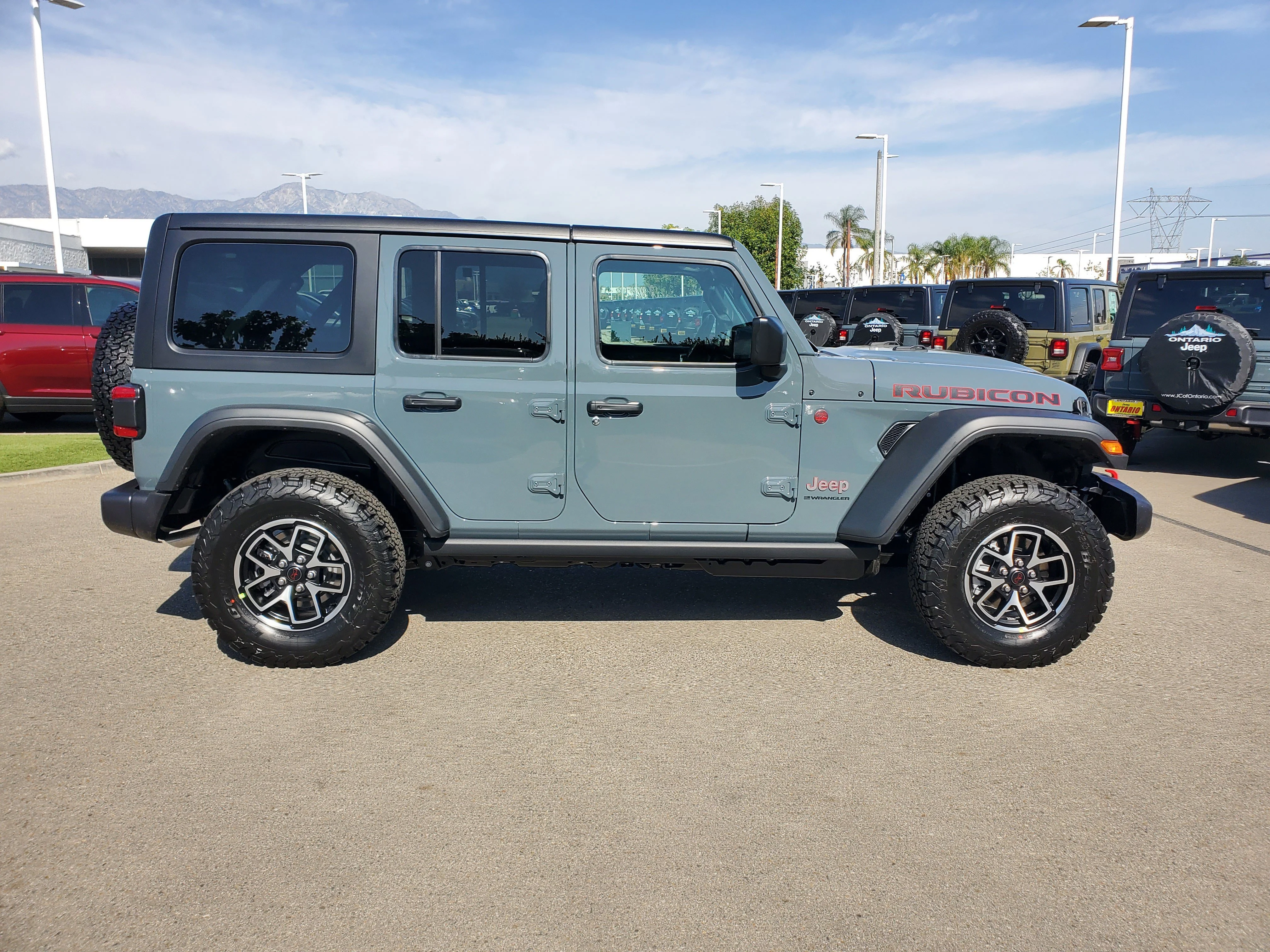 New 2026 Anvil Clear-Coat Exterior Paint Jeep Rubicon image 2