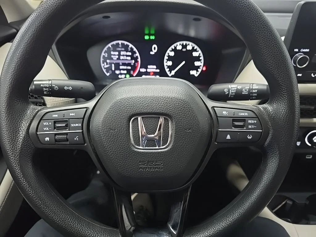 Used 2023 Nordic Forest Pearl Honda LX image 18