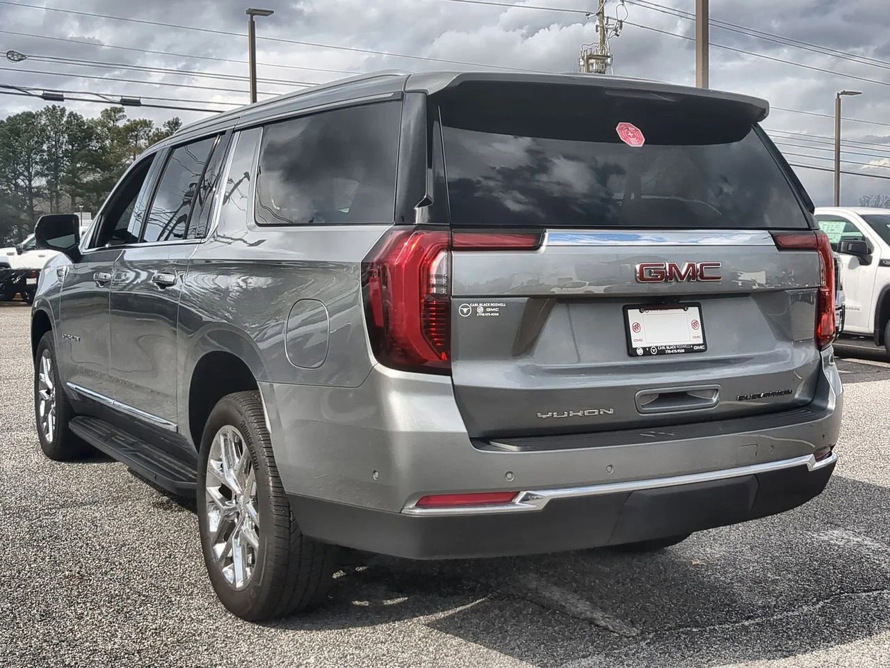 New 2026 Sterling Metallic GMC Elevation image 6