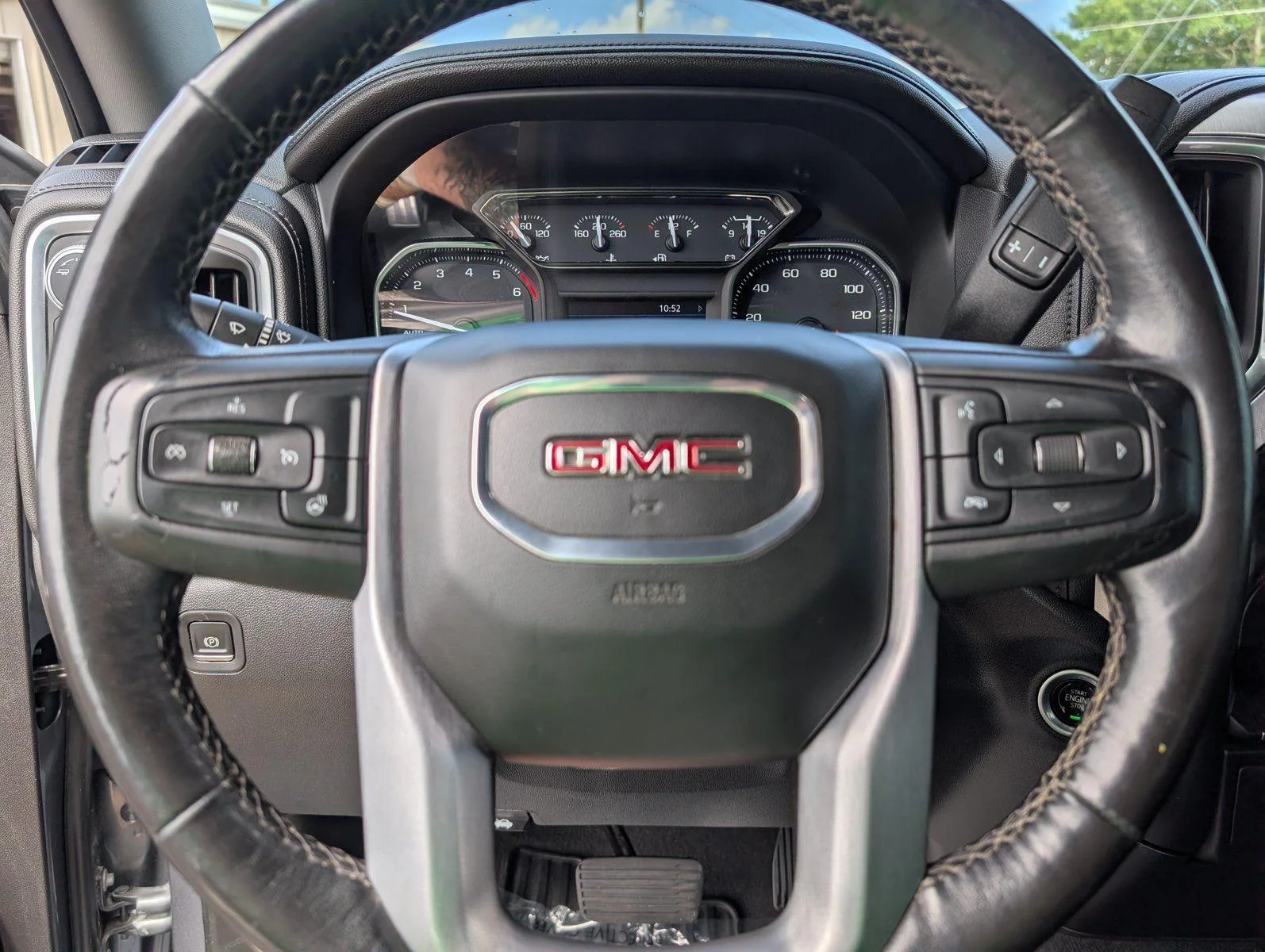 Used 2022 Satin Steel Metallic GMC Elevation image 24