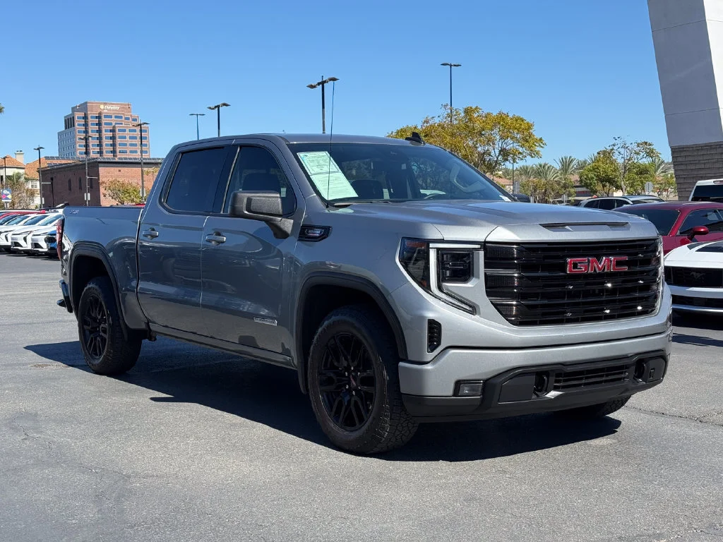 Used 2026 Sterling Metallic GMC Elevation image 5