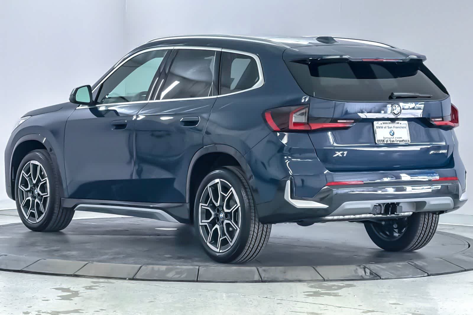 New 2026 Night Dusk Blue Metallic BMW xDrive28i image 6