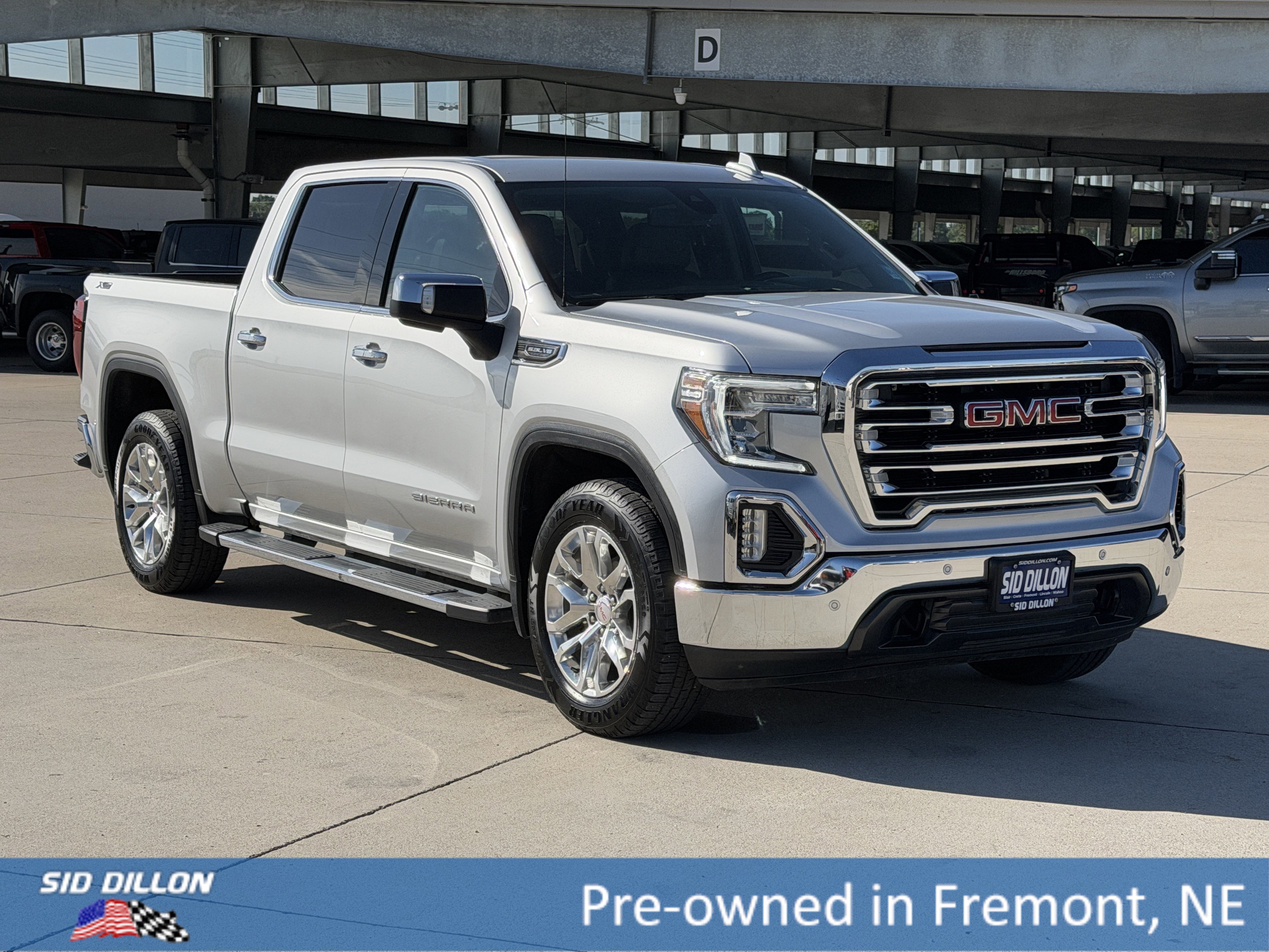Used 2021 QUICKSILVER METALLIC GMC SLT image 2