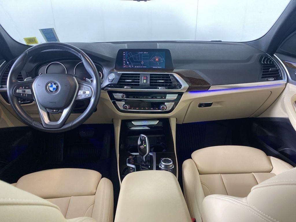 Used 2021 White Metallic BMW xDrive30i image 26