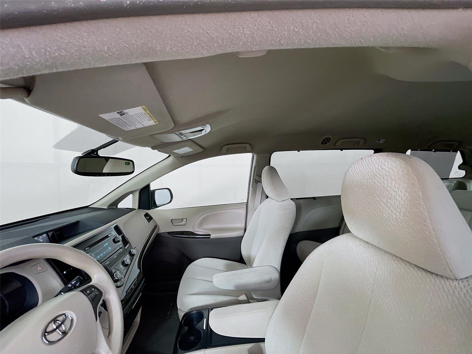 Used 2011 Sandy Beach Metallic Toyota LE image 12
