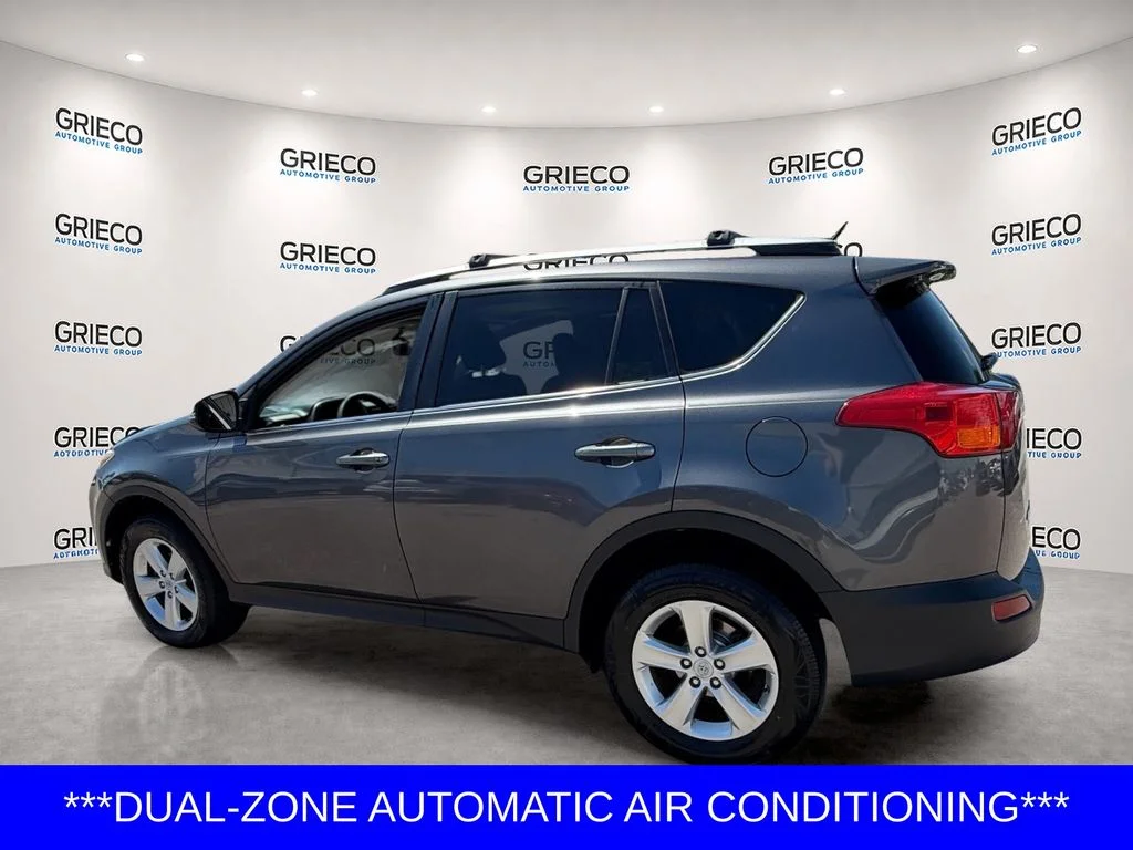 Used 2013 Gray Toyota XLE image 5
