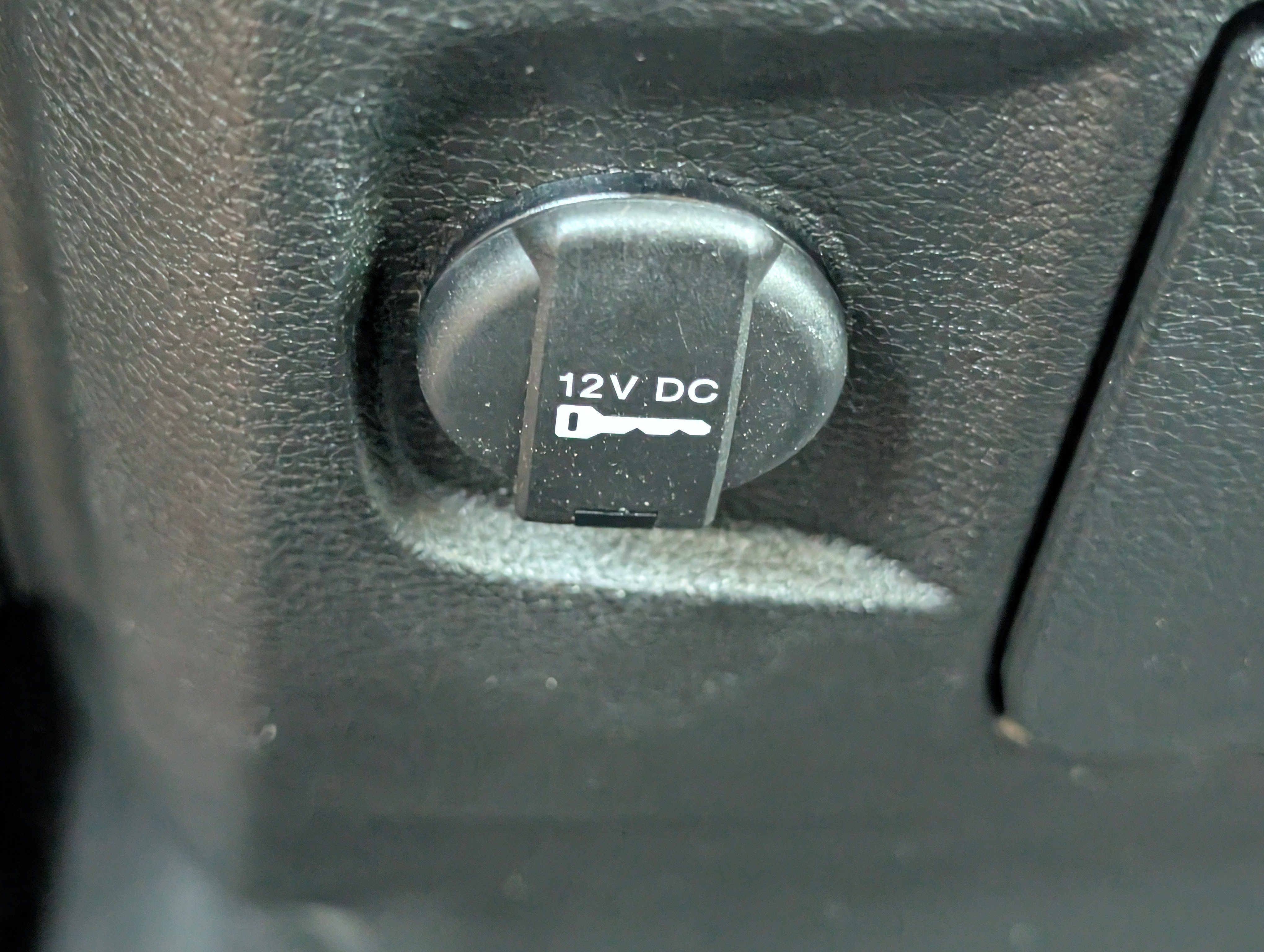 Used 2024 Diamond Black Crystal Pearlcoat Ram SLT image 23