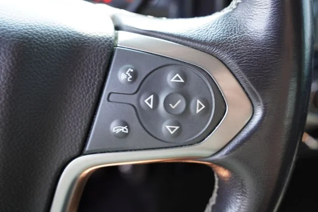 Used 2018 Black Chevrolet LT image 27