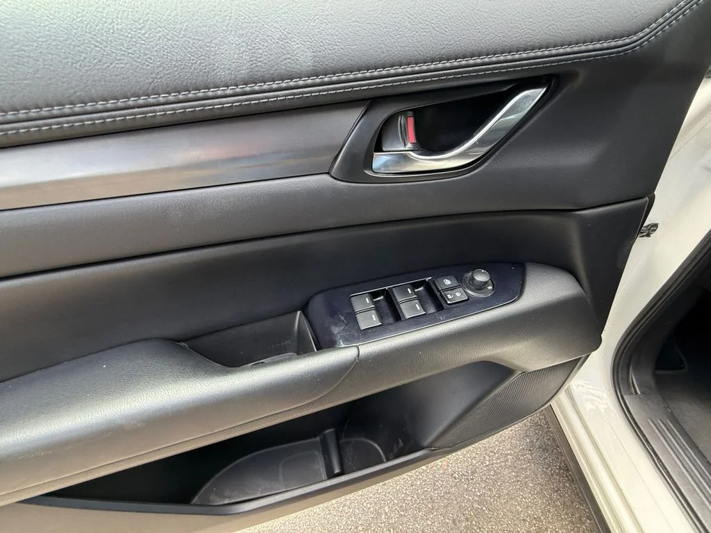 Used 2020 White Mazda Touring image 11