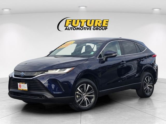 Used 2024  Toyota LE image 8