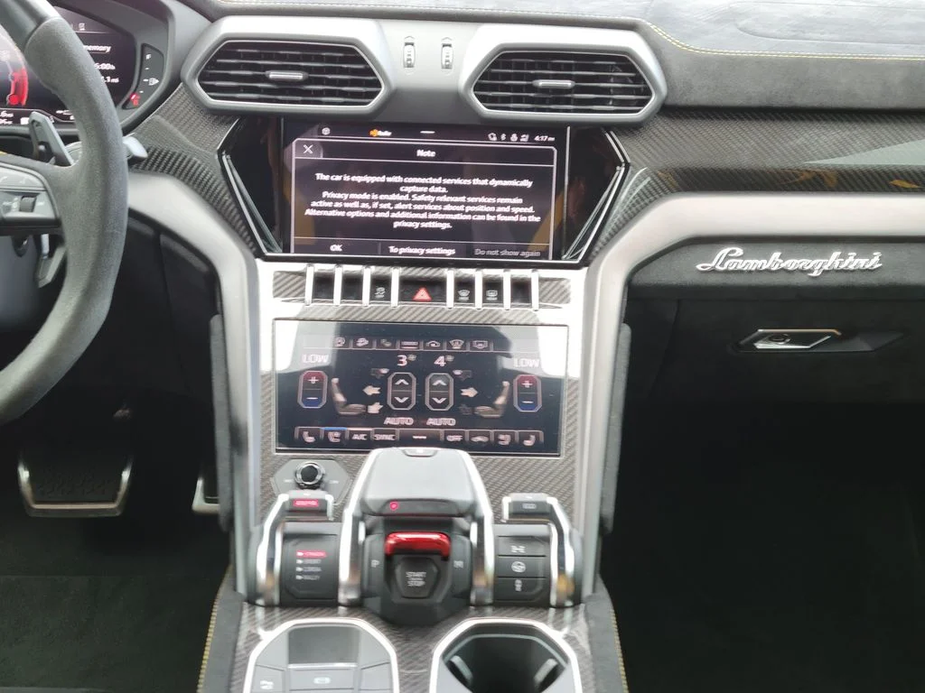 Used 2023 Black Lamborghini Performante image 15