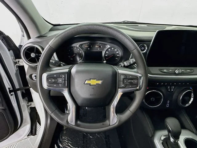 Used 2024 White Chevrolet LT image 12