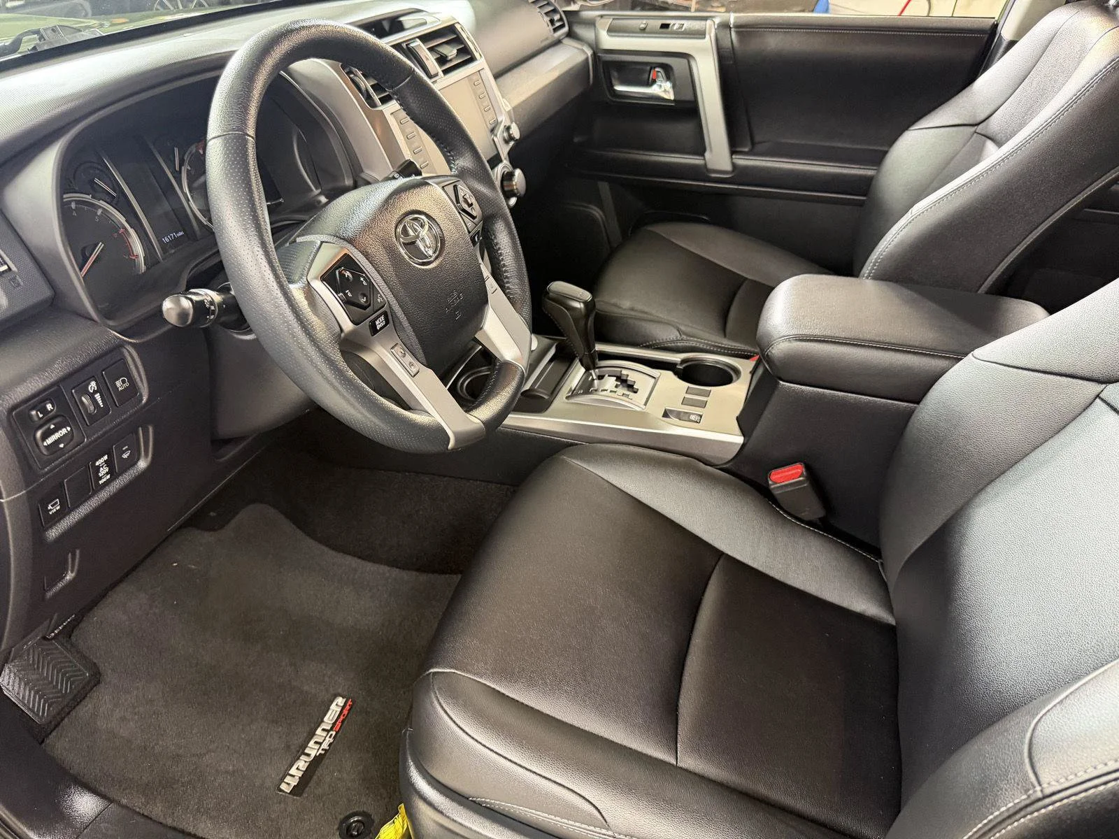 Used 2022 Green Toyota TRD Sport image 9