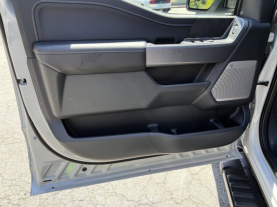 New 2026 Avalanche Ford XLT image 9
