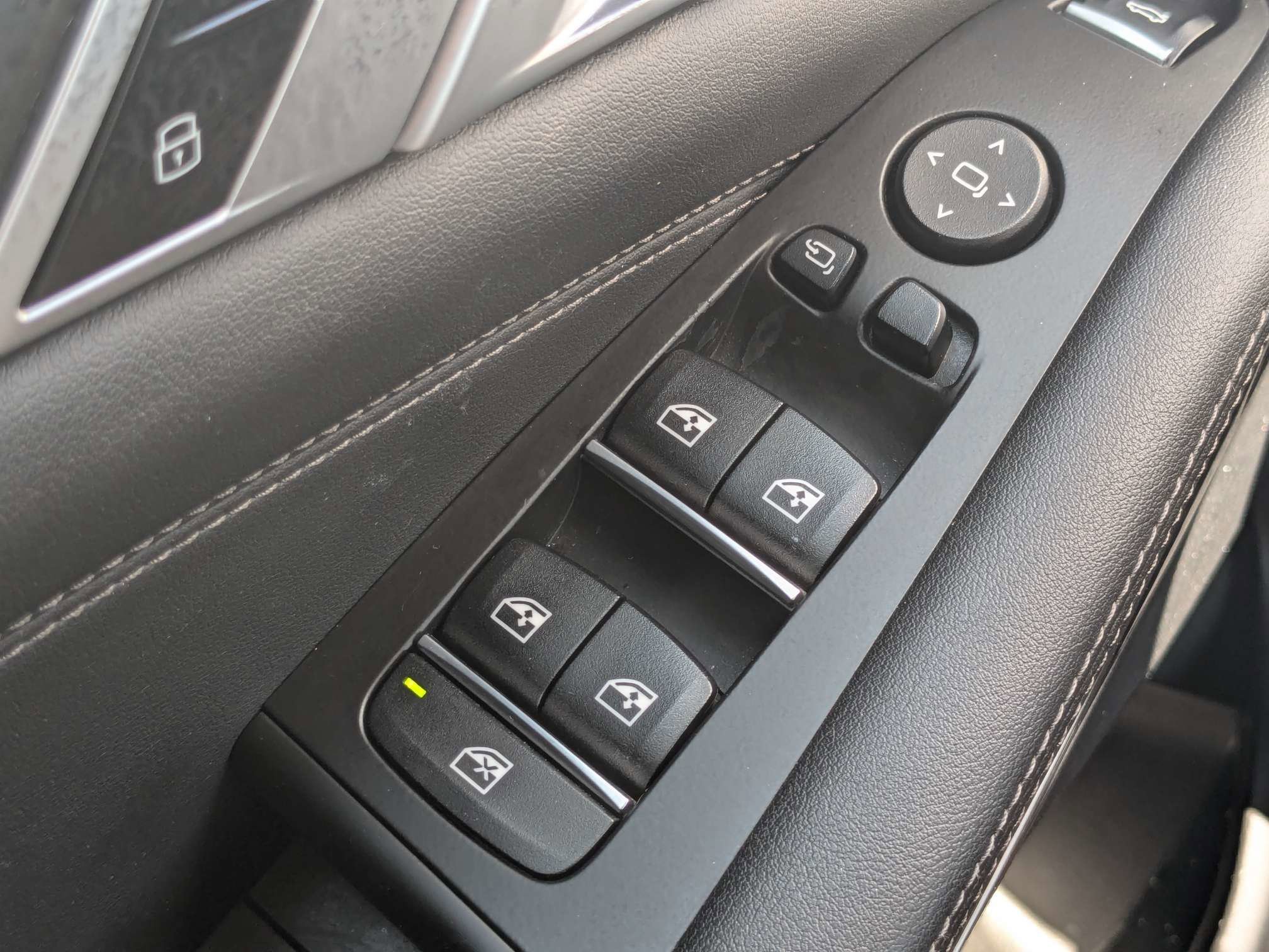 Used 2023 Jet Black BMW sDrive40i image 34