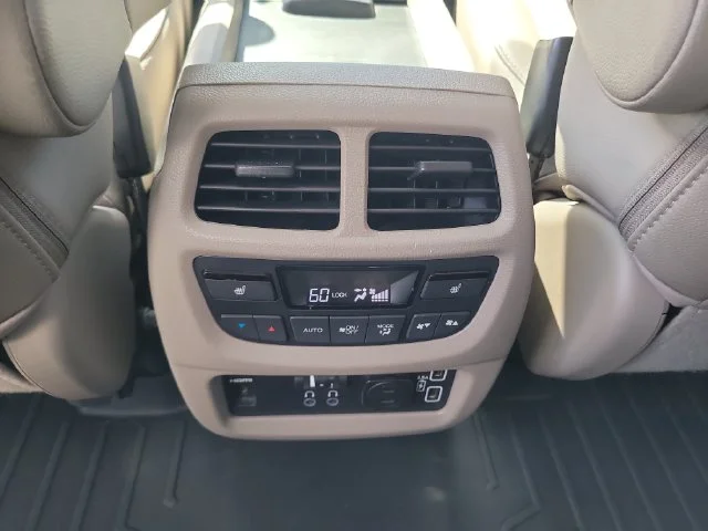 Certified Used 2019 White Honda Elite image 17
