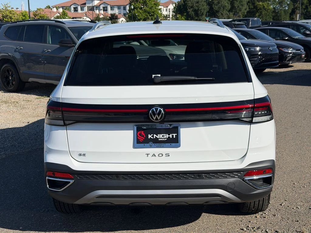 New 2026 Pure White Volkswagen 1.5T SE image 8