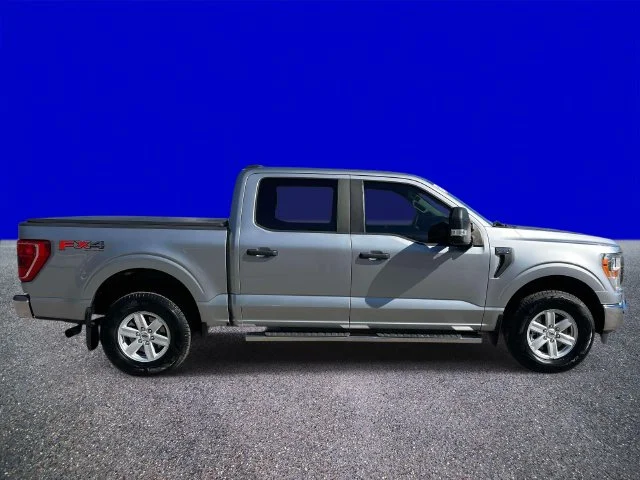 Used 2021 Silver Ford XL image 2