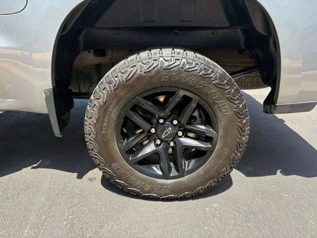 Used 2024 Sterling Gray Metallic Chevrolet Custom Trail Boss image 16