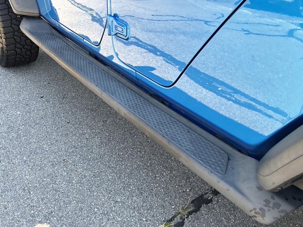 Used 2021 Blue Jeep Rubicon image 17