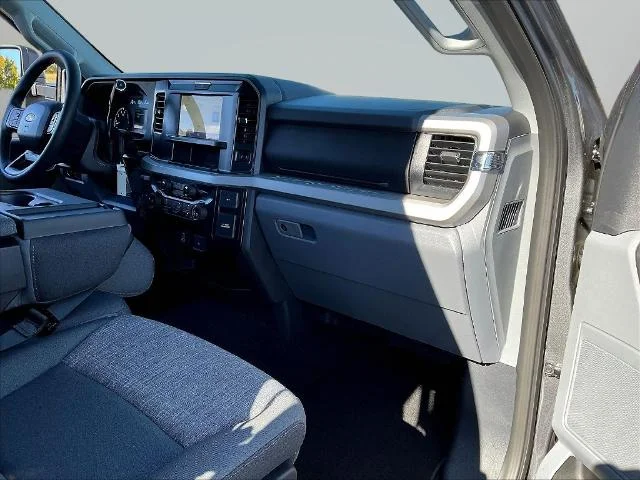 New 2027 Carbonized Gray Metallic Ford F-250® XLT image 76