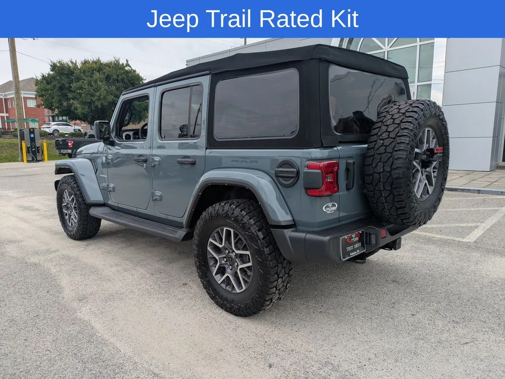 Used 2024 Gray Jeep Sahara image 6