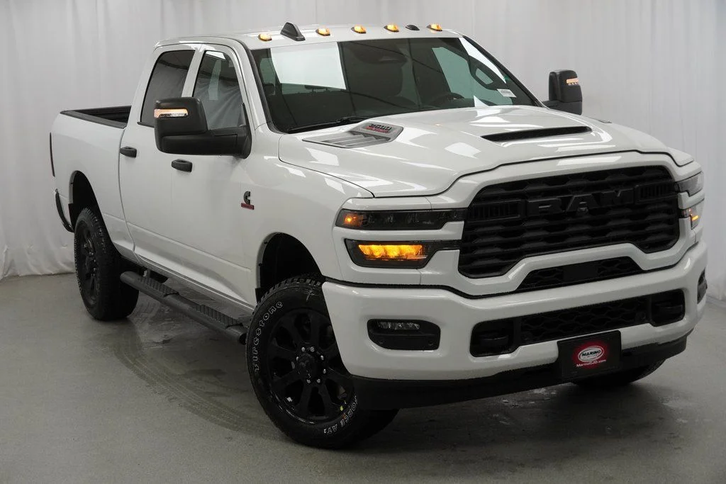 New 2026 Bright White Clear-Coat Exterior Paint RAM Tradesman image 8