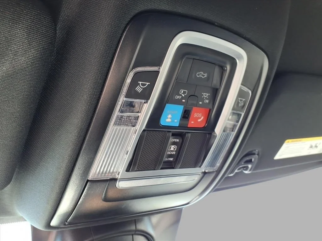 2026 RAM 2500 Laramie - Photo 25