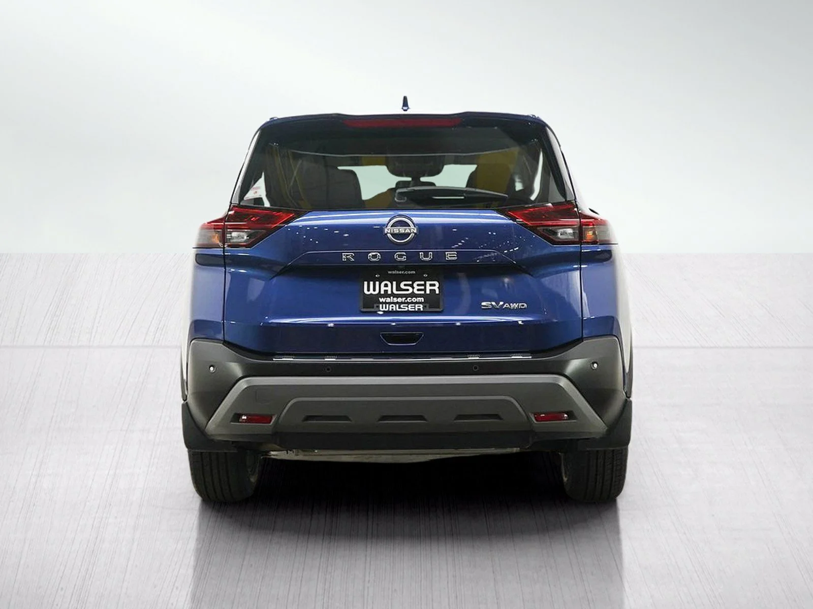 Used 2023 Caspian Blue Metallic Nissan SV image 4